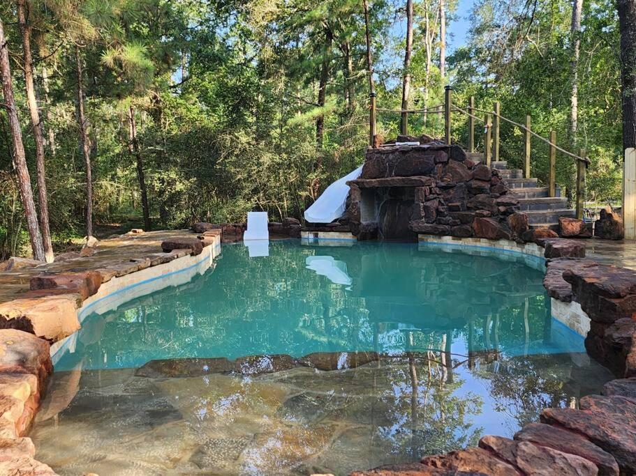 Waterfront Treehouse In A Magical Forest Waller Εξωτερικό φωτογραφία
